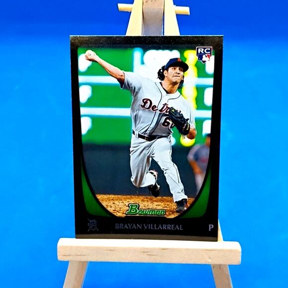 Brayan Villarreal - Pitcher - Rookor Card #91 Topps 2011 Detroit Tigers - Picture 2 of 6